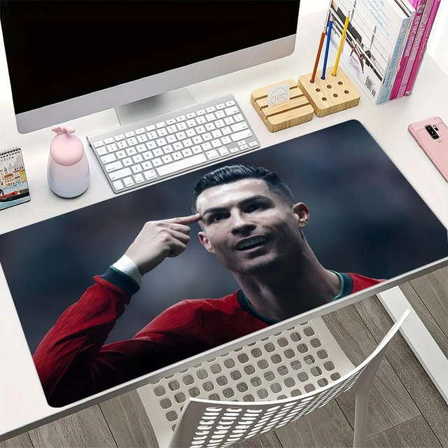 Hot Team R-rONALDO C Gaming-Mauspad LockEdge in Schwarz/Mehrfarbig, große verdickte Tischunterlage für Computer und Tastatur - Bild 1