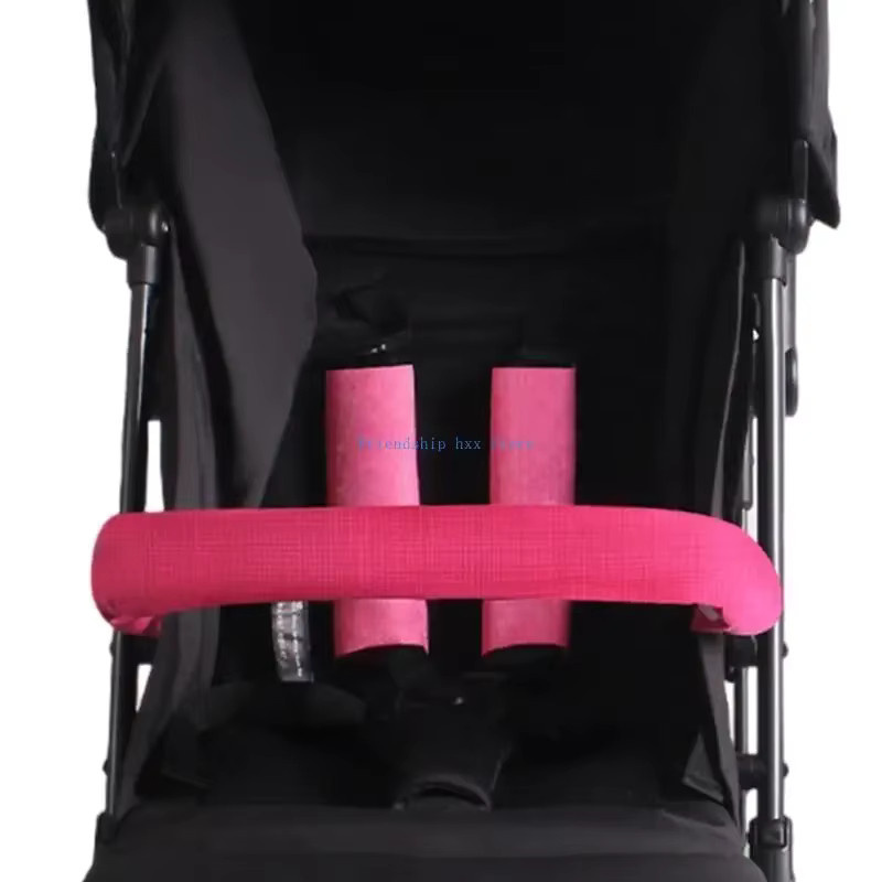 F1CB Baby Kinderwagen Armlehne Schutzhülle und Sabberhandtuch Set in Pink - Bild 3