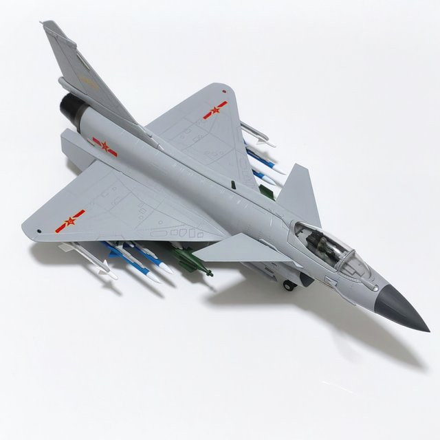 J10C Metall-Modellflugzeug, 1:48 Maßstab, inkl. Standfuß - Bild 1