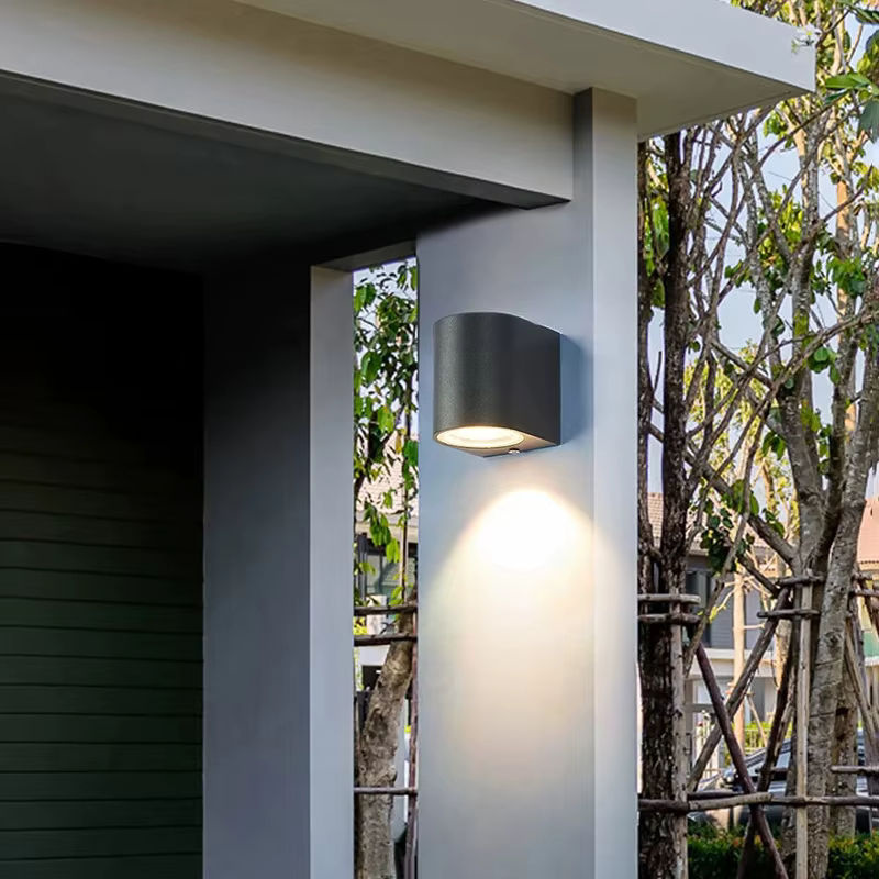 TRAZOS Moderne LED Außenwandleuchte IP65 Wasserdicht für Garten und Veranda in Schwarz oder Weiß - Bild 5
