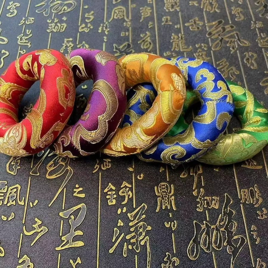 Tibetische Klangschale für Chakra-Meditation in Multicolour - Bild 3