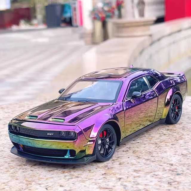 Platinum Challenger SRT Hellcat, Automodell, 1:24, mit Licht und Sound, Metall - Bild 1