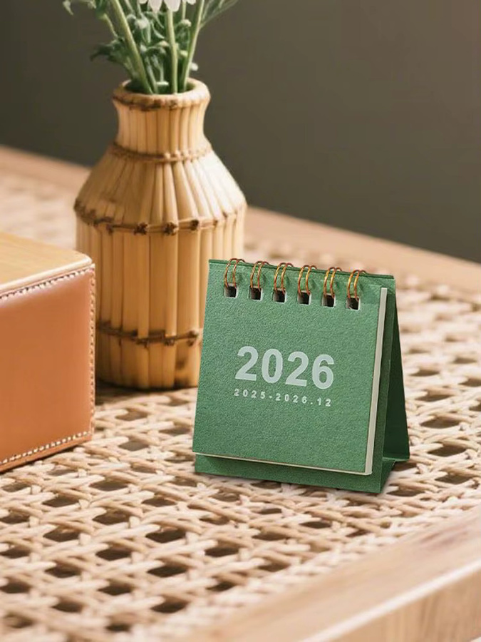Schreibtischkalender 2026 Mini-Tagesplaner und Monatsplaner in Weiß - Bild 2