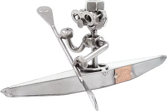 Schraubenmännchen Kajak Tischdeko aus Metall in Silber von Hinz & Kunst - Bild 1