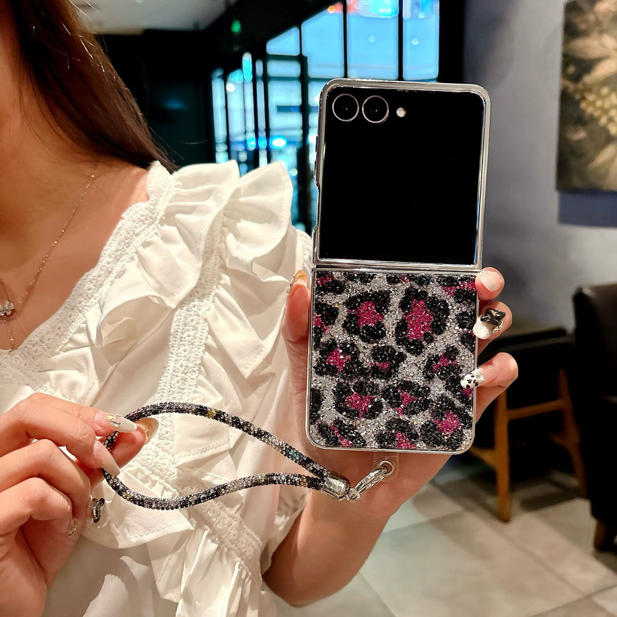 Glitzernde Samsung Galaxy Z Flip 3 4 5 6 7 5G Handyhülle mit Leopardenmuster und Diamant-Effekt in Pink Multicolour - Bild 3