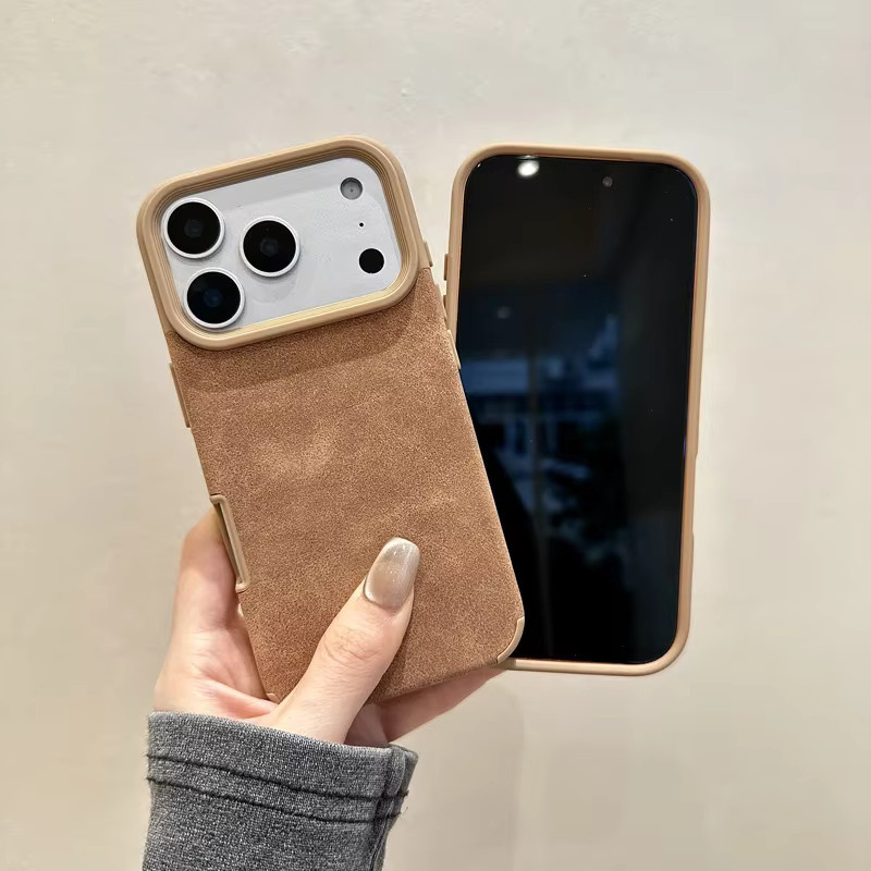 Luxuriöse Samtstoffhülle für Apple iPhone in Beige mit weicher TPU-Rückseite und stoßfestem Schutz - Bild 3