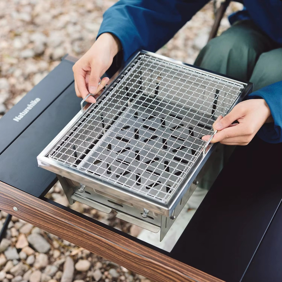Naturehike Camping-Holzkohlegrill für IGT-Tisch aus Edelstahl in Silber mit Grillzange und Grillständer für Outdoor und Auto-Kochen - Bild 2