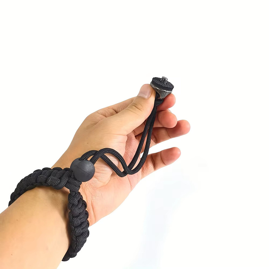 DJI Osmo Pocket 3 und Osmo Pocket 4 Zubehör-Set in Schwarz mit Magnet-Wandhalterung, Stativ, Silikon-Ladestation, Schutzfolien und Erweiterungsadapter - Bild 4