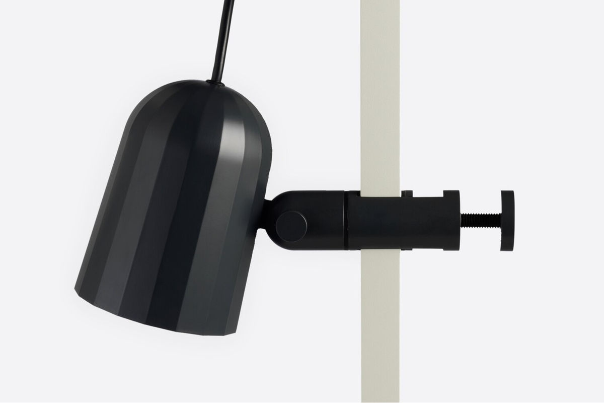 HAY Noc Clip Light Klemmleuchte aus Aluminiumguss in Grau, verstellbar - Bild 2