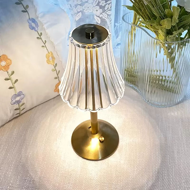 Lyfs Wiederaufladbare LED Tischlampe mit Touch-Funktion aus Glas und Metall in Gold/Messing, Warmweißes Licht, Transparent - Bild 3