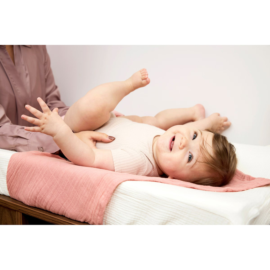 Meyco Baby Wickelauflagenbezug aus Musselin pre-washed in Beige, Sand oder Pink, B/T: 50 x 70 cm - Bild 1