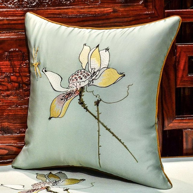 Veemi Kissenbezug mit Vogel- und Blumenstickerei in Grün, quadratisch, B/T/H: 60 x 60 x 1 cm - Bild 1