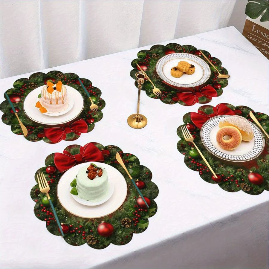 VIKAMA 4-teiliges Weihnachtskranz-Tischset mit gewelltem Rand für deine Tischdekoration - Bild 3