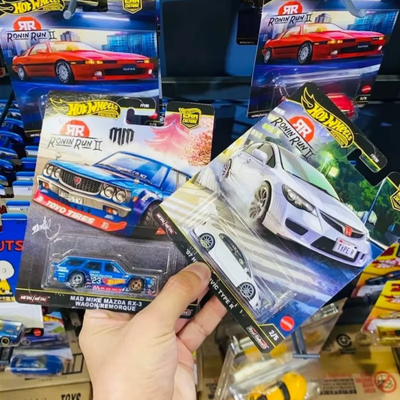 Hot Wheels Premium Car Culture Ronin Run II MAD MIKE MAZDA RX-3 Kombi, Automodell, Metall - Bild 2