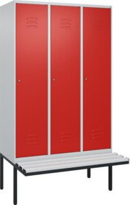 C+P Spind Classic PLUS Spind mit Bank, 3 Abteile, Lichtgrau, B/T/H: 212 x 120 x 81,5 cm, mit Zylinderschloss und 4 Garderobenhaken - Bild 1
