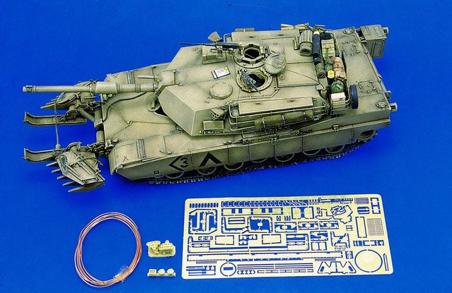 Royal Model U.S. M1 Abrams, Fahrzeug, Kunststoff, Grün - Bild 1