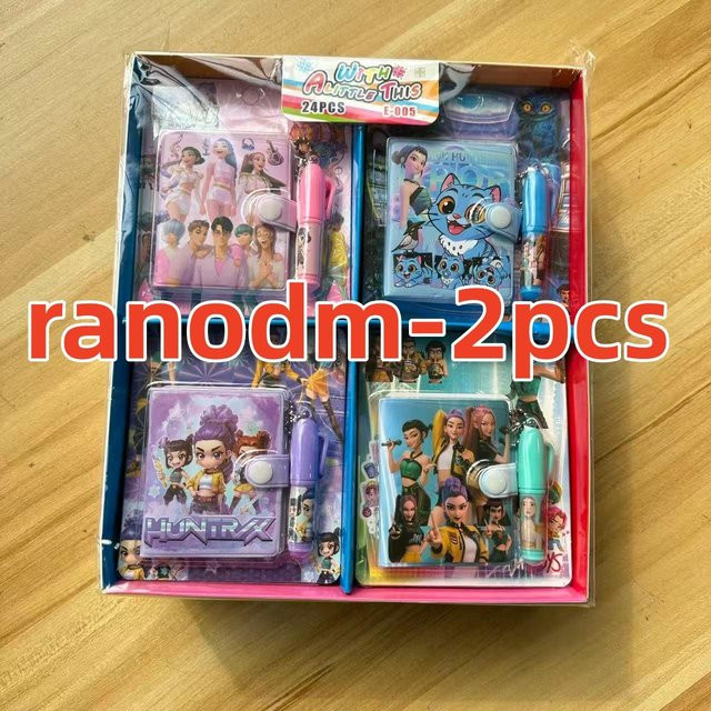 Discover Intime KPOP Teufelsjäger Mädchen Schreibwaren Set mit Notizbuch und Stift in Mehrfarbig - Bild 1