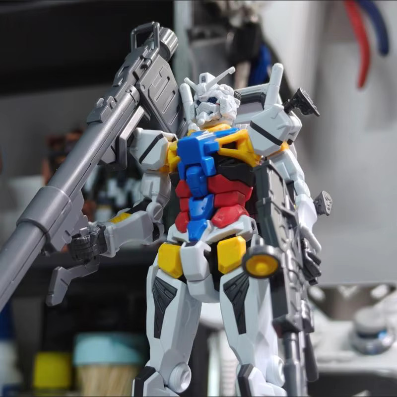 Bandai Mobile Suit Gundam White Gundam Action Figure, HG /144 - Bild 3