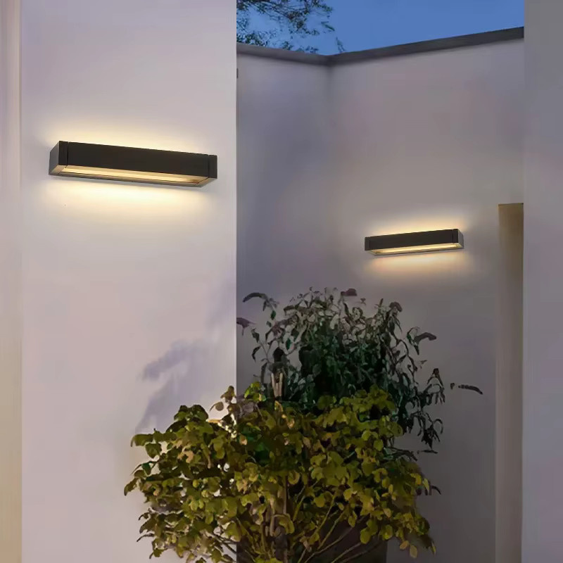 Wasserdichte Wandleuchte von pumous im minimalistischen Stil für Terrasse und Garten - Bild 4