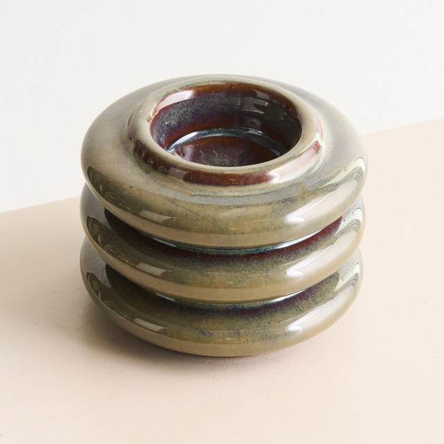 Minimalistischer Keramik Teelicht-Kerzenhalter von BLUME2000 in Grün, Höhe: 8,5 cm, Breite: 8,5 cm, Tiefe: 6,0 cm - Bild 1