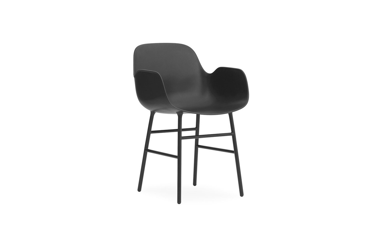 Normann Copenhagen Form Armlehnstuhl mit lackiertem Metallgestell in Schwarz - Bild 3