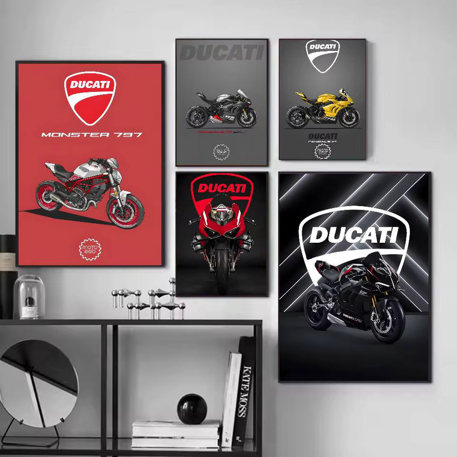 Wasserdichter selbstklebender Wandaufkleber mit Ducati Streetfighter V4 und YZR M1 Motiv für dein Wohnzimmer oder Zimmer - Bild 3