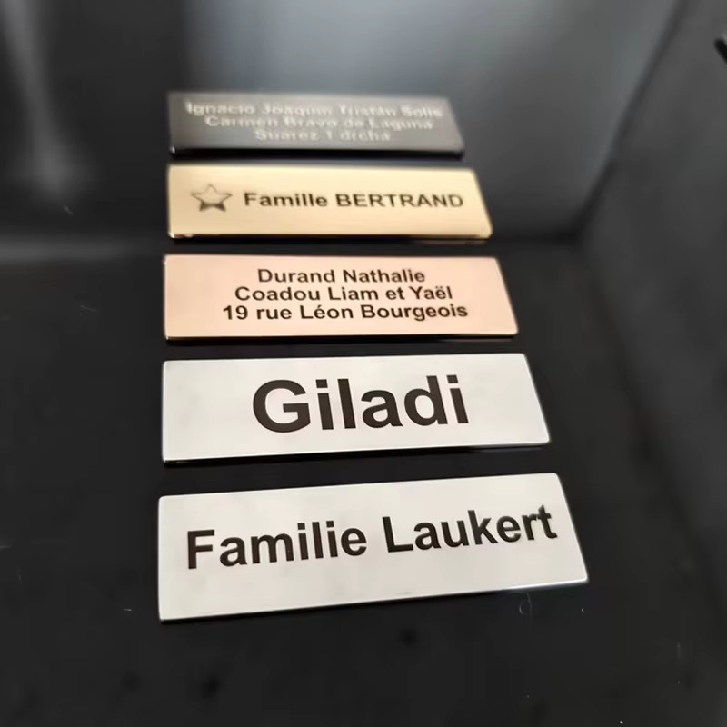 Personalisierte Adressetiketten aus Edelstahl von Stylisteel in Silber für Briefkästen und Türen - Bild 2