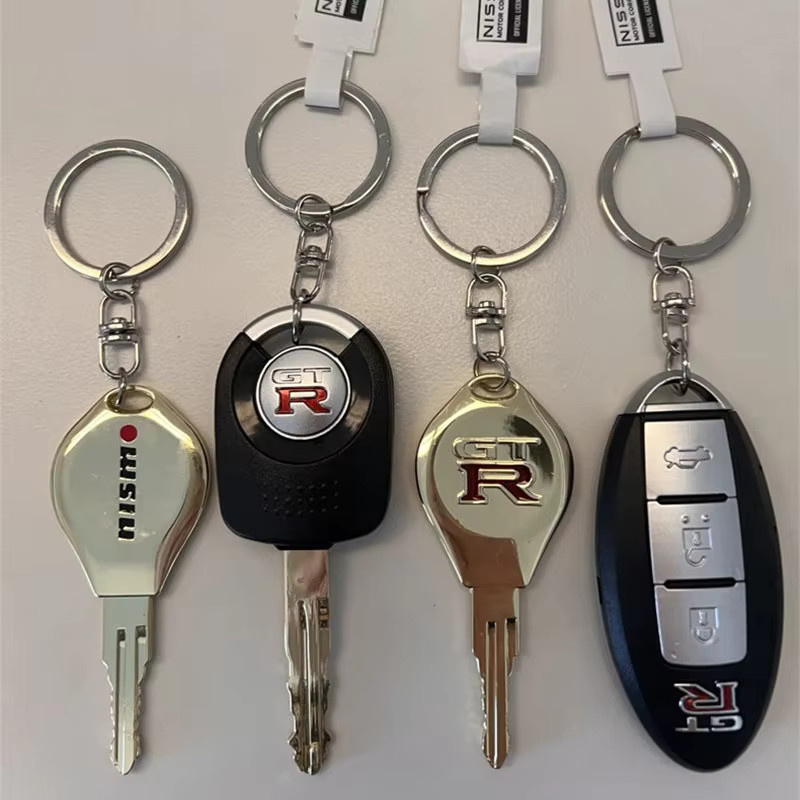 Bandai Namco Nissan GT-R Sammler-Schlüsselanhänger, Taschenanhänger - Bild 2