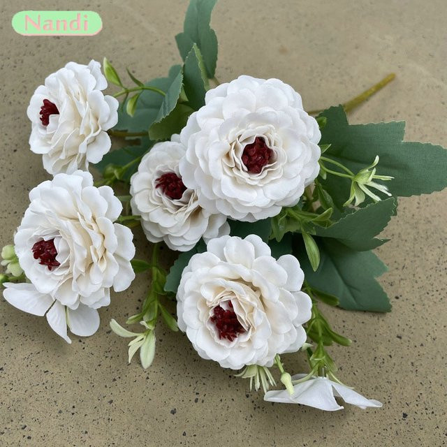 NANDI 5-köpfige künstliche Ruyi-Rosen in Weiß für deine Tischdekoration, Hochzeiten und Partys - Bild 1