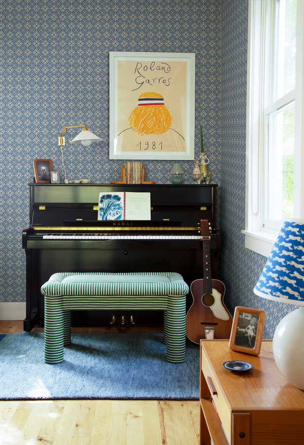 Sandberg Wallpaper Lyckan Sapphire - Vlies Tapete mit botanischem Design in Blau und Weiß - Bild 1
