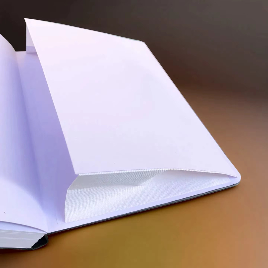 Buke Notebook A5 gepunktetes Hardcover-Tagebuch in Schwarz mit silbernem Rand, 160 Seiten aus 180 g/m2 Bambuspapier mit Lesezeichen - Bild 2