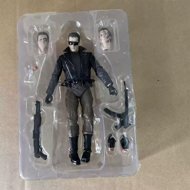 Neca The Terminator T800 Actionfigur - Bild 4