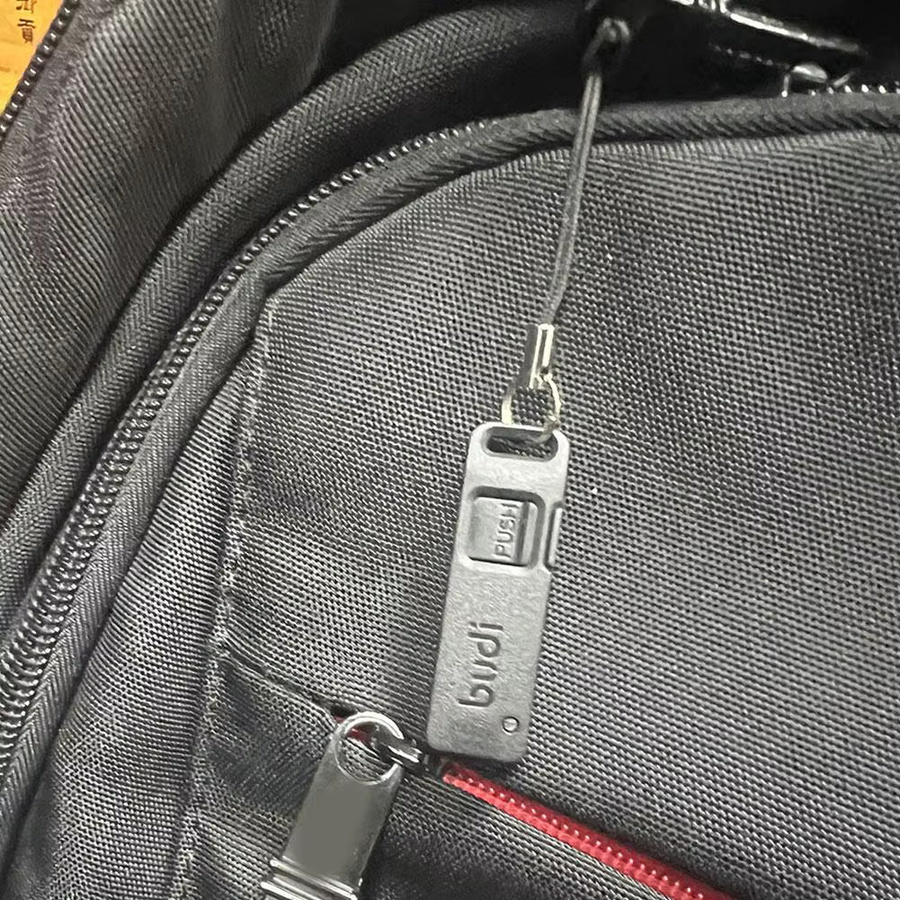 BUDI SIM-Karten Auswurf-Pin mit Aufbewahrungsbox und Schlüsselring in Schwarz - Bild 3