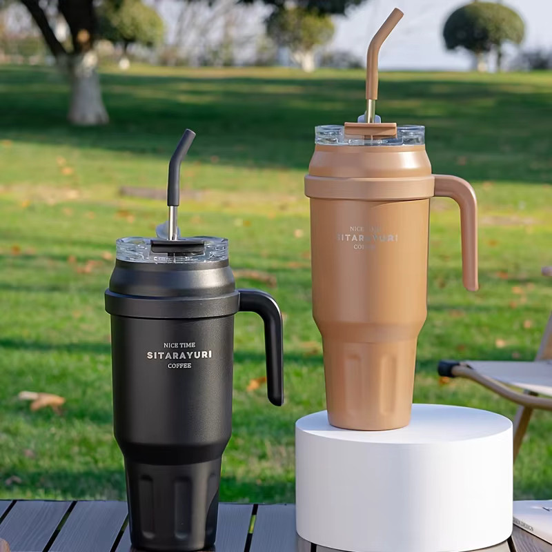 VRIUKNT Edelstahl-Thermosbecher in Braun mit 1450 ml Fassungsvermögen und Strohhalm für Outdoor, Sport und Fitness - Bild 4