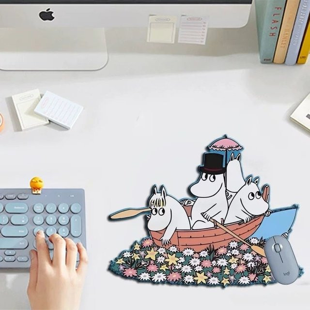 Moomin Schreibtischunterlage mit abstraktem Design in Multicolour, rutschfeste Mausmatte für den täglichen Gebrauch - Bild 1