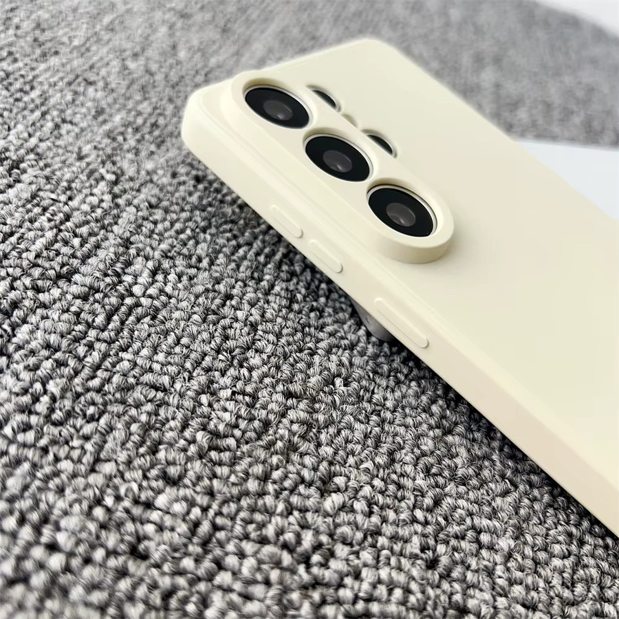Stoßfeste Silikon-Softhülle für Samsung Galaxy A51 A14 A15 A16 A17 A22 A23 A55 A56 A53 A72 A73 A26 A35 in Rot mit mattem Finish - Bild 2