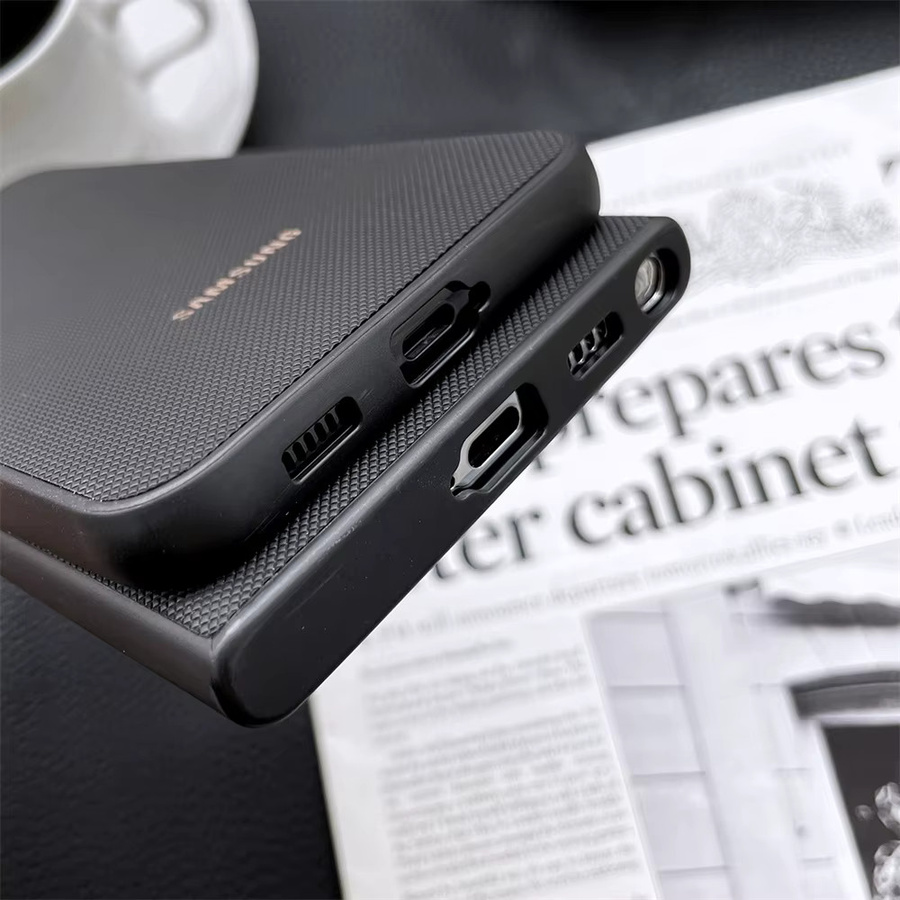 Schutzhülle aus Kohlefaser für Samsung Galaxy S25 S24 S23 S22 S21 S20 Note20 Ultra Plus FE 5G in Schwarz mit mattem Muster und Textur - Bild 3