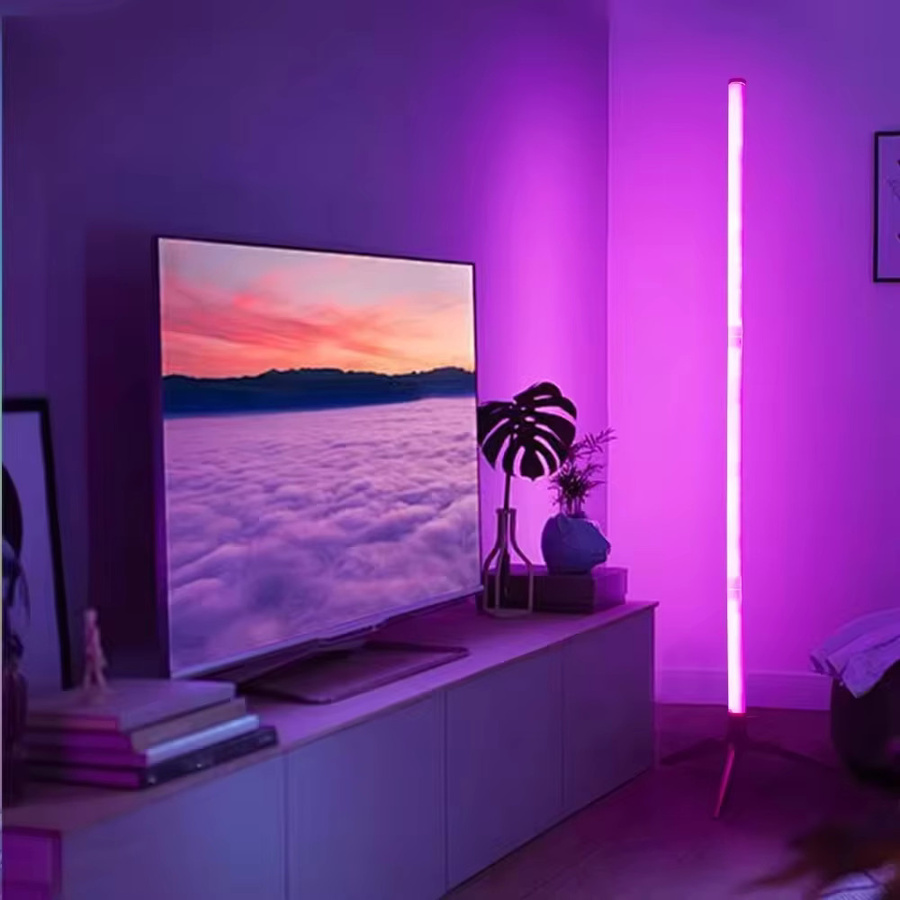 Moderne RGB-LED-Stehlampe in Schwarz mit App-Steuerung und Dimmfunktion für dein Schlafzimmer oder die Innenecke - Bild 5