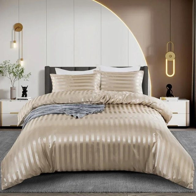 Luxuriöses Mako-Satin Bettbezug-Set von Bin Chi Textiles mit Streifen in Beige, bestehend aus Bettbezug und Kissenbezügen, B/H: 200 x 200 cm - Bild 1