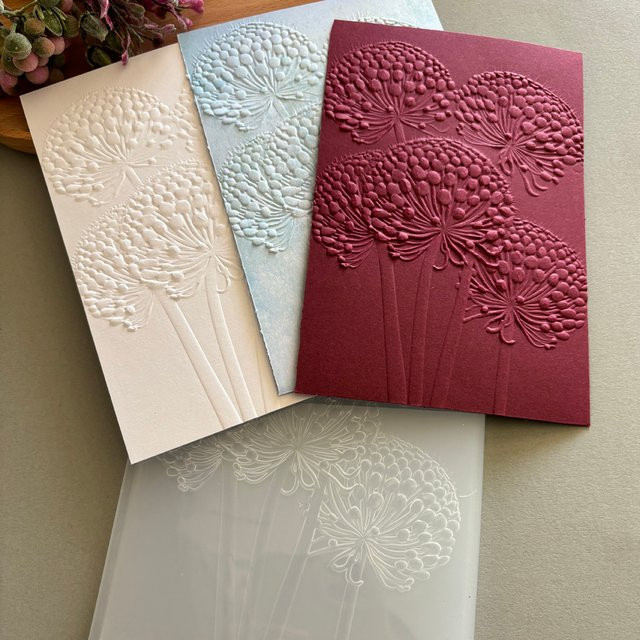 Transparenter Kunststoff-Ordner mit 3D-Prägung in Gold und Chrysanthemen-Design für DIY-Projekte - Bild 1
