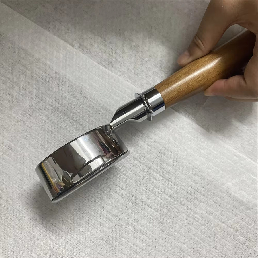 YUAN-ECT Bodenloser Siebträger 58 mm mit Siebkorb für 1, 2 oder 4 Tassen aus Edelstahl und Holz in Silber und Beige für Breville BES920/980/990 - Bild 3