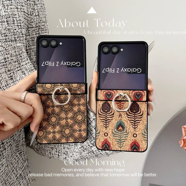 Stoßfeste Handyhülle mit ethnischem Muster und Ring für Samsung Galaxy Z Flip Serie in Multicolour - Bild 1