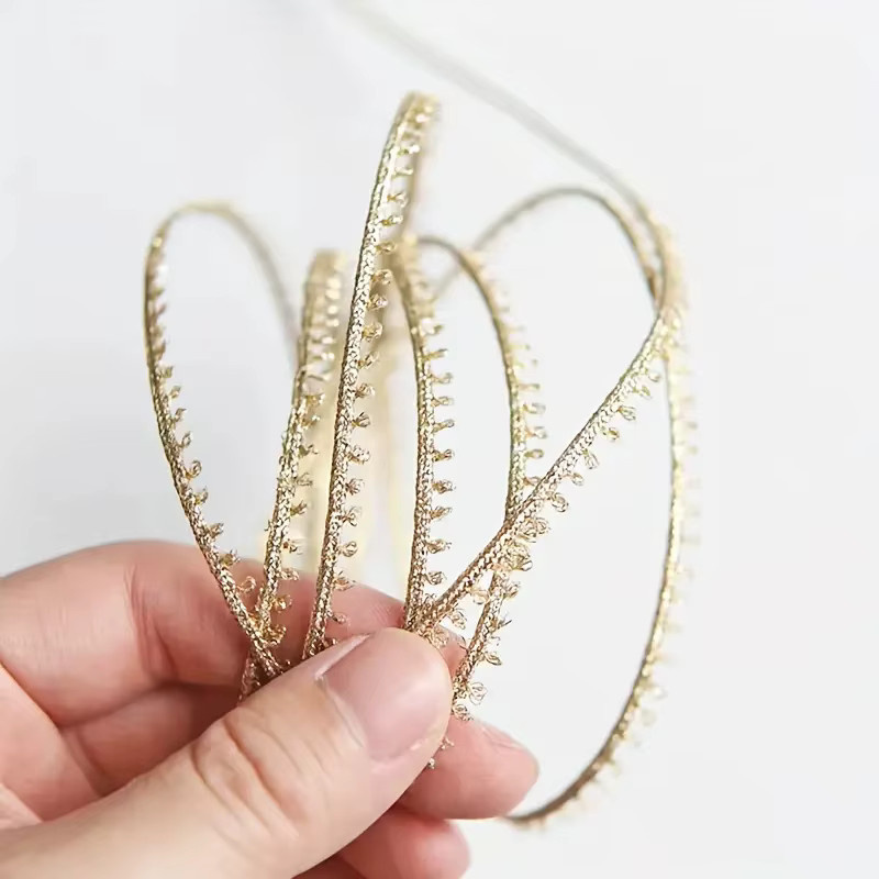 Ultrafeines goldenes Glitzer-Besatzband für Näh- und Bastelarbeiten, 1 Yard dekorative Spitzenkante für DIY-Projekte und Hochzeiten - Bild 3
