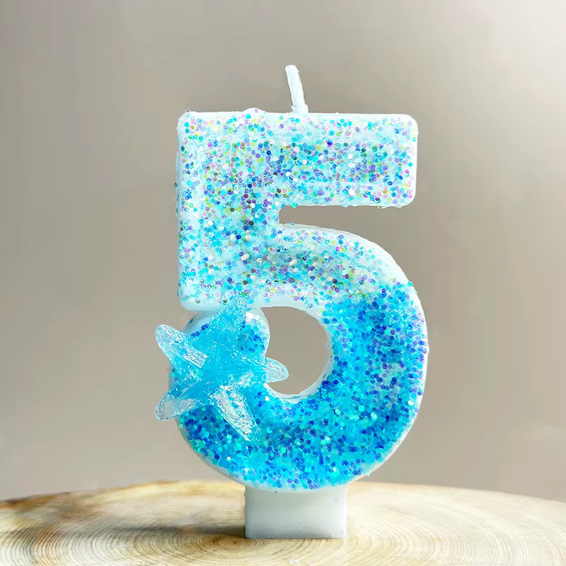 Digitale Kerze mit blauem Seestern und Farbverlauf von MINISO für deinen Geburtstag - Bild 1