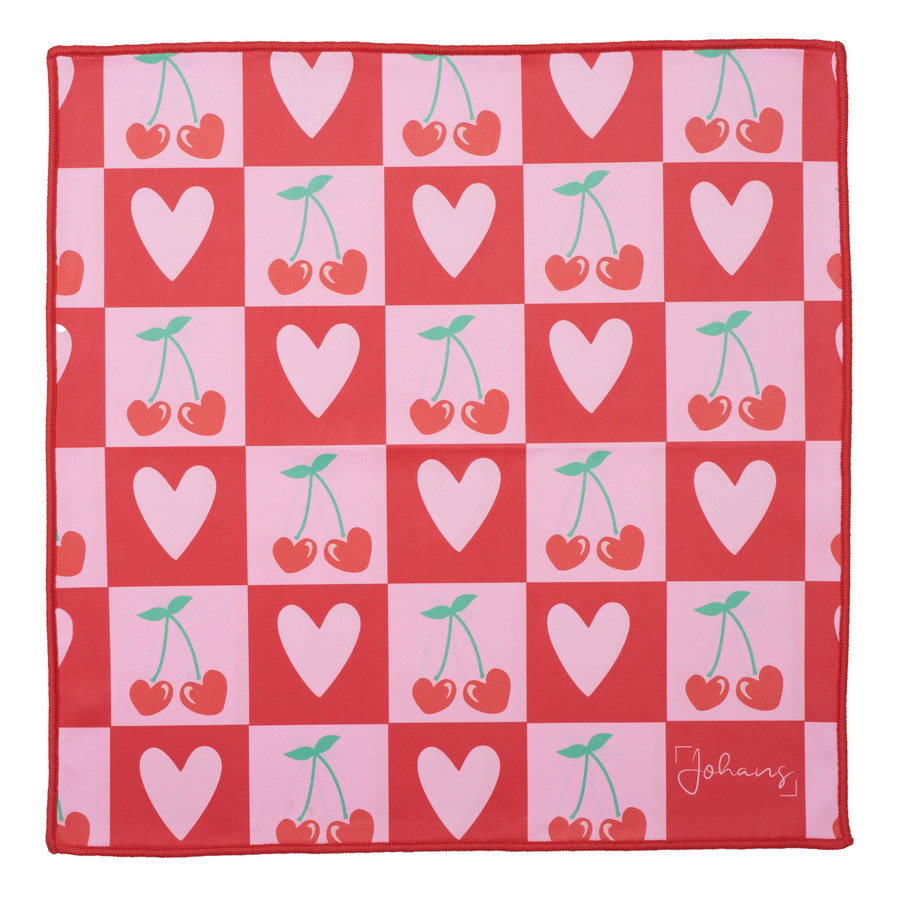 Johans Brillenputztuch Cherry Love in Rot, B/B: 30,0 x 30,0 cm - Bild 2