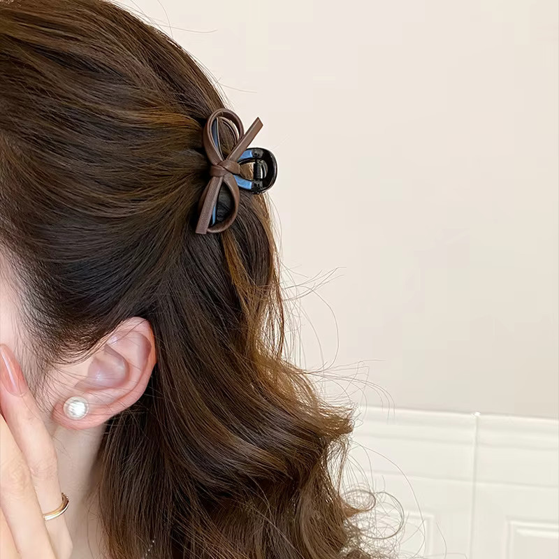 PjNewesting Haarspange aus Leder mit Schleife, Damen und Mädchen - Bild 1