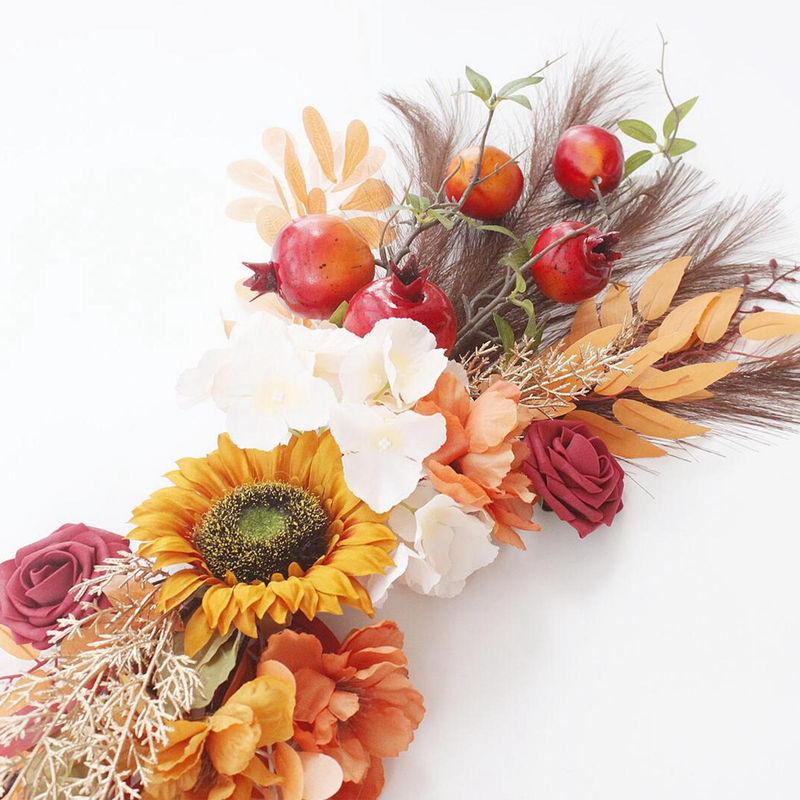 Tooarts Sonnenblumen Blumenbogen aus Seide als hängende florale Dekoration für Hochzeit und Herbst in Mehrfarbig (Beige, Rot) - Bild 3