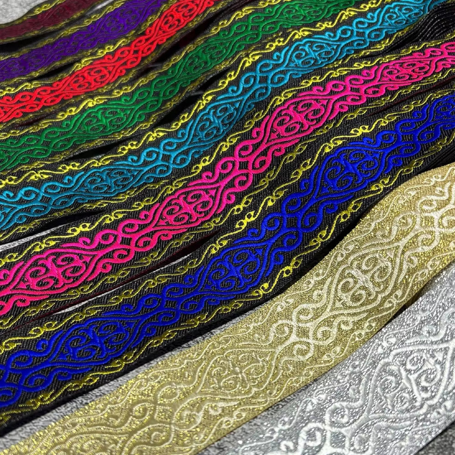 Zerzeemooy Ethno-Stickerei-Band in Gold und Silber, glänzende Vintage Boho Spitzenborte für DIY Kleidung und Taschen, Breite: 33 mm, Länge: 9 Yards - Bild 2