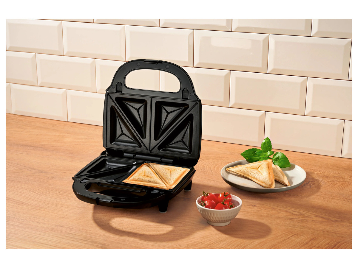 SILVERCREST Sandwichmaker SSMW 750 E1 in Schwarz mit Edelstahl- und Kunststoffgehäuse - Bild 2
