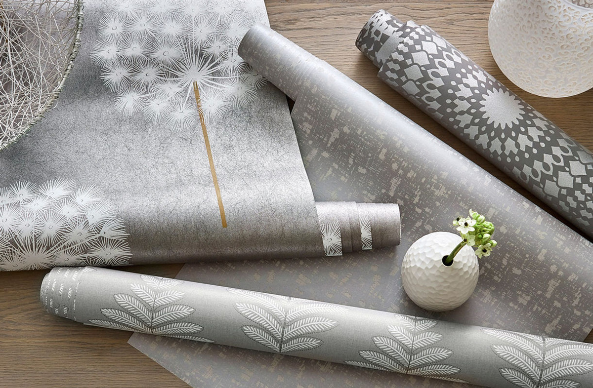 Harlequin Tapete Amity Floral Botanical in Grau und Gold als Vlies-Tapete Rolle - Bild 3